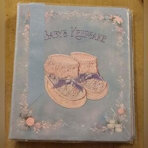 NWT Vintage Hallmark Baby's Keepsake Album With Booties 1970s